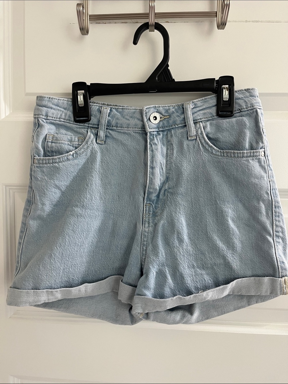 Guess Light Wash Rolled Hem Denim Shorts